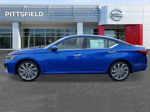 New 2025 Nissan Altima 2.5 SL image 6