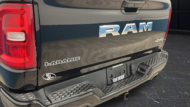 Used 2025 RAM 1500 Laramie w/ Sport Appearance Package AWD/4WD image 40