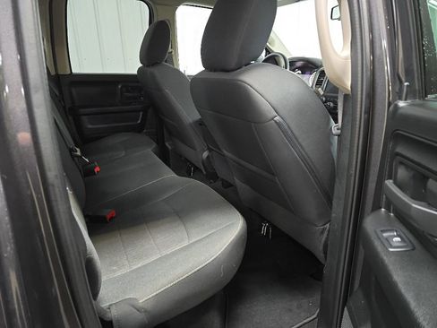 Used 2022 RAM 1500 Express w/ Wheel & Sound Group AWD/4WD image 17