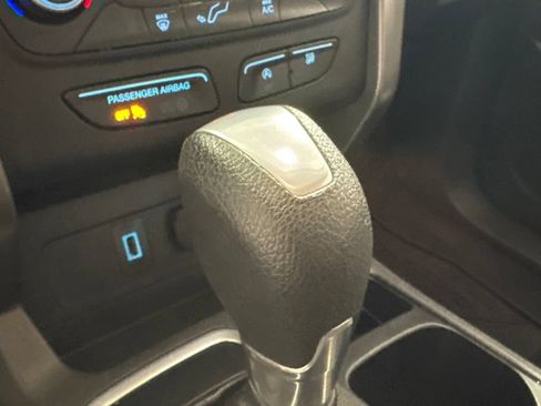 Used 2017 Ford Escape SE AWD/4WD image 21