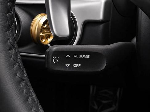 Used 2016 Porsche 911 Carrera image 25