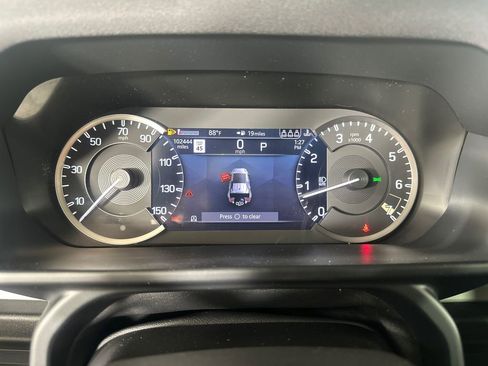 Used 2022 Land Rover Defender 110 AWD/4WD image 26