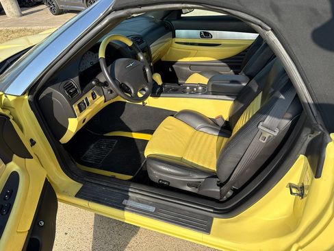 Used 2002 Ford Thunderbird RWD image 15