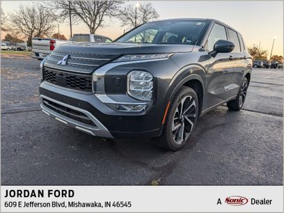 Used 2024 Mitsubishi Outlander SE