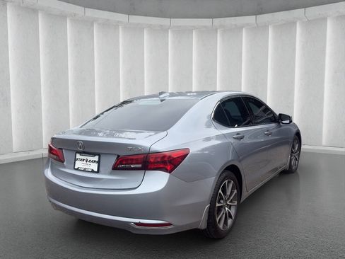 Used 2016 Acura TLX w/ Technology Package FWD image 5