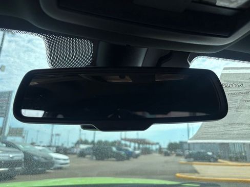 Used 2023 Dodge Challenger SXT image 28