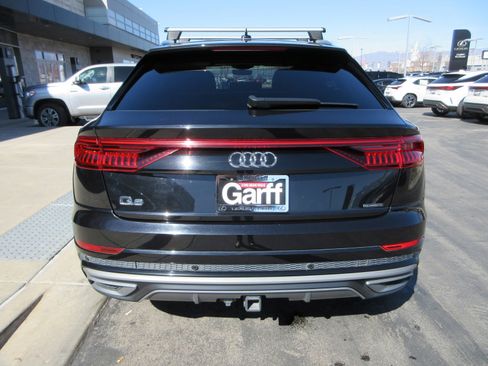 Used 2021 Audi Q8 Prestige w/ Prestige Package image 7