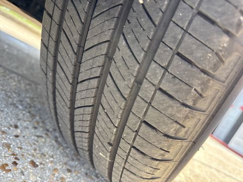 Used 2024 Toyota RAV4 XLE image 9