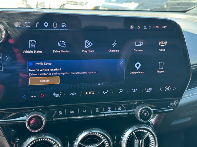 Used 2025 Chevrolet Blazer EV LT AWD/4WD image 28