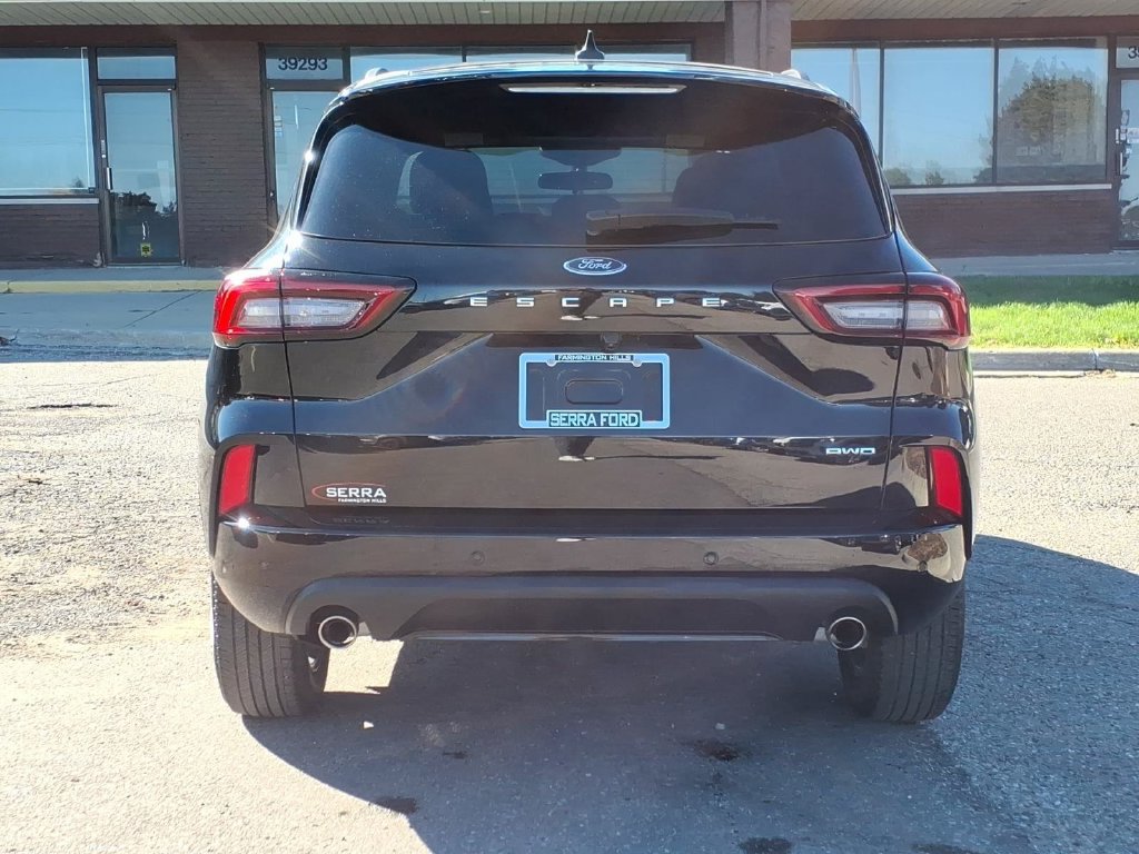 Used 2024 Ford Escape ST-Line Select w/ Tech Pack #2 AWD/4WD image 4