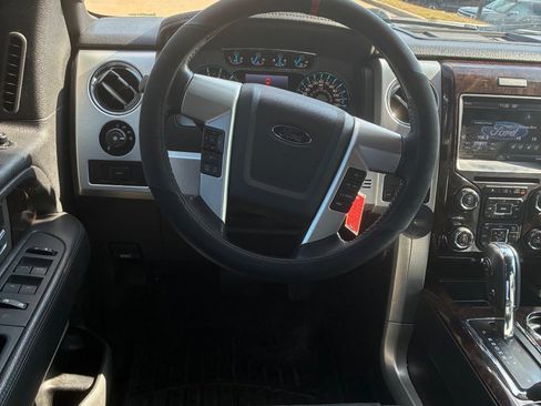 Used 2014 Ford F150 Platinum image 28