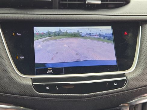 Used 2023 Cadillac XT5 Luxury w/ LPO, Floor Liner Package AWD/4WD image 25