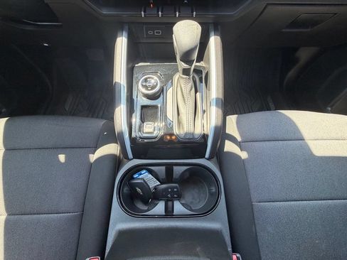 Used 2023 Chevrolet Colorado Trail Boss w/ Technology Package AWD/4WD image 11