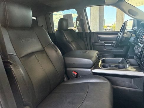 Used 2018 RAM 2500 Laramie w/ Sport Appearance Group AWD/4WD image 37