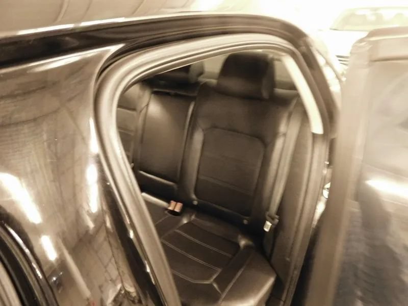Used 2014 Volkswagen Passat 1.8T Wolfsburg Edition FWD image 33