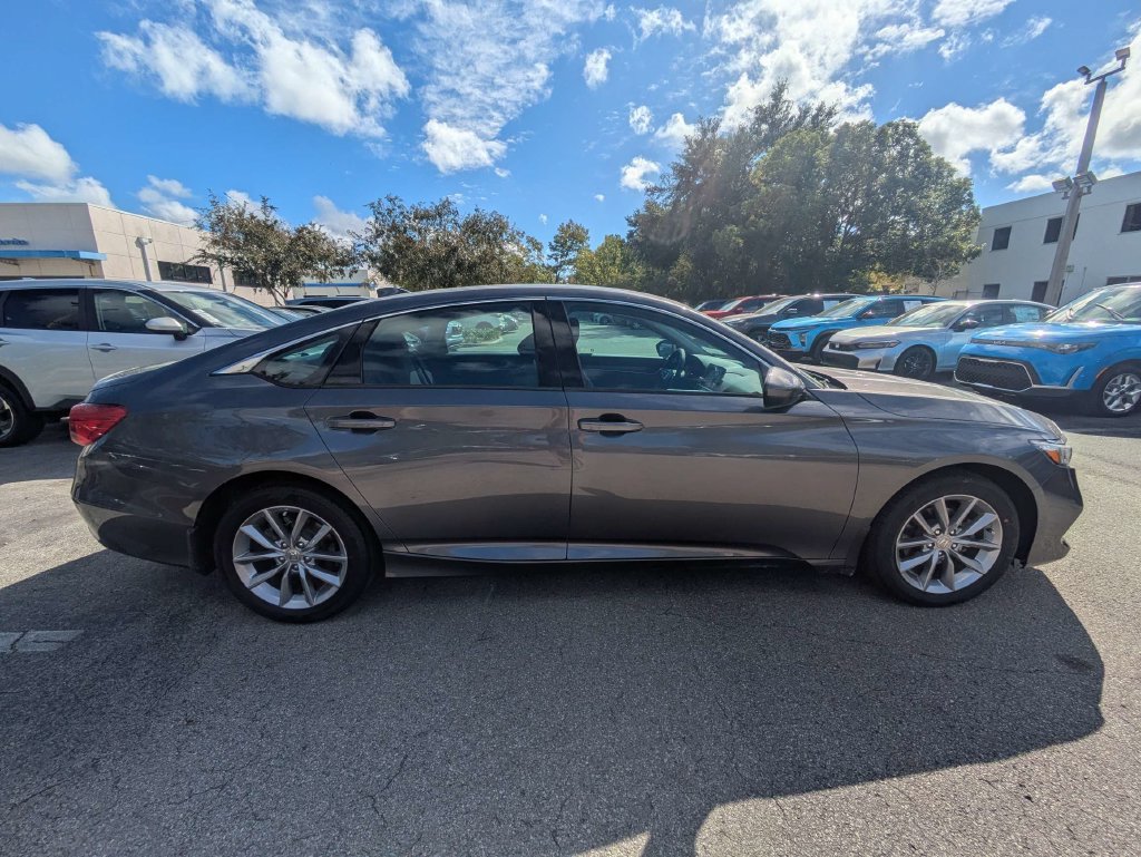 Certified 2022 Honda Accord LX image 4