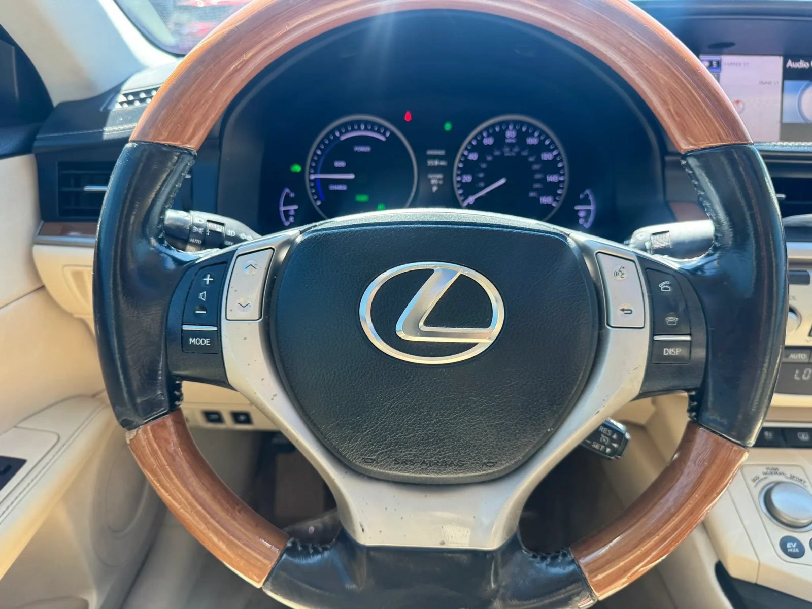 Used 2013 Lexus ES 300h w/ Luxury Pkg FWD image 32