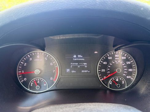 Used 2020 Kia Optima LX FWD image 25