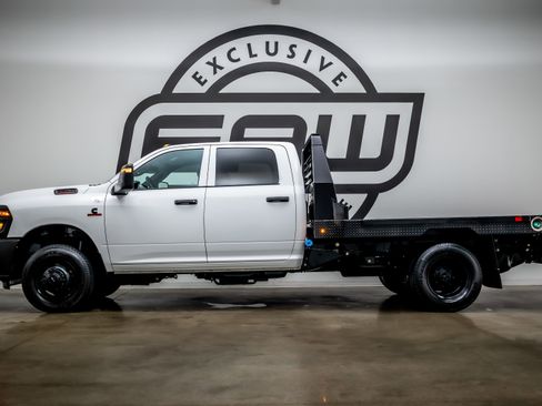 Used 2025 RAM 3500 Tradesman image 5