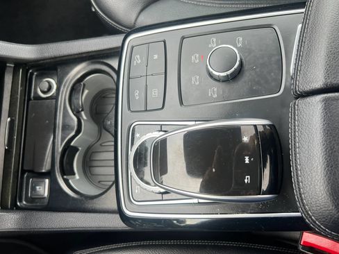 Used 2018 Mercedes-Benz GLS 450 4MATIC image 27