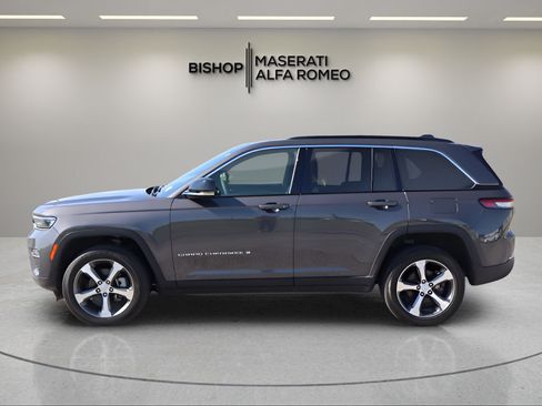 Used 2024 Jeep Grand Cherokee Limited AWD/4WD image 4