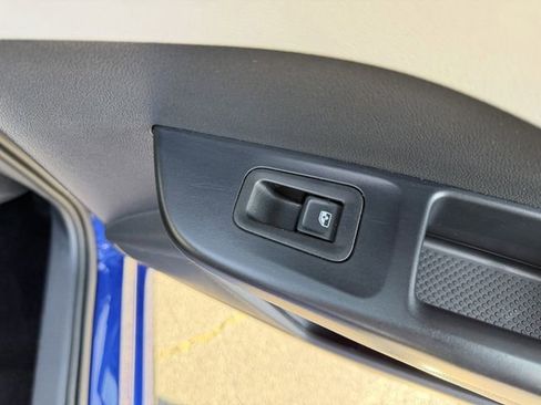 Used 2023 Volkswagen Taos S AWD/4WD image 32