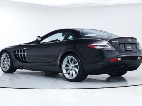 Used 2006 Mercedes-Benz SLR image 4