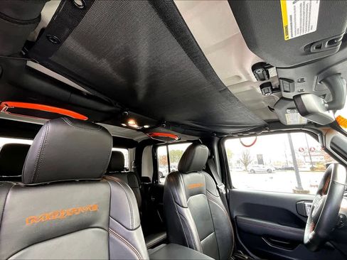 Used 2022 Jeep Gladiator Mojave w/ Auxiliary Switch Group image 14