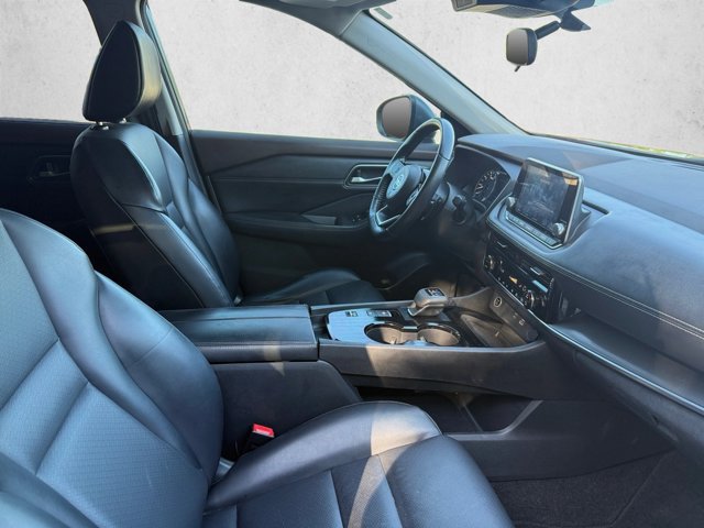 Used 2021 Nissan Rogue SV w/ Premium Package FWD image 25