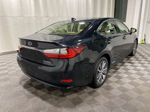 Used 2018 Lexus ES 300h image 8
