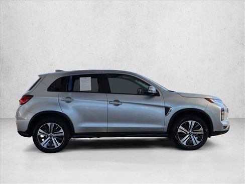 Used 2024 Mitsubishi Outlander Sport SE AWD/4WD image 4