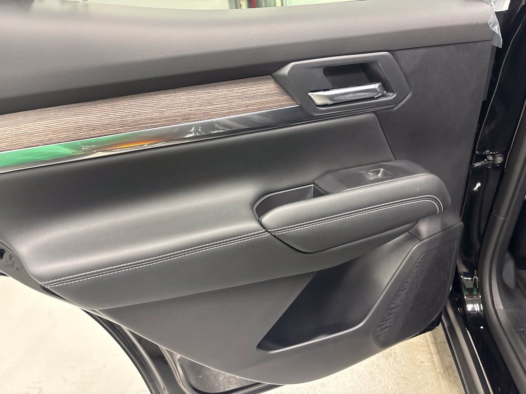 New 2027 GMC Terrain Denali w/ LPO, Floor Liner Package AWD/4WD image 18