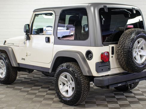 Used 2005 Jeep Wrangler Rubicon AWD/4WD image 5