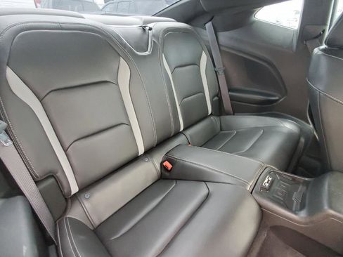 Used 2021 Chevrolet Camaro SS RWD image 7