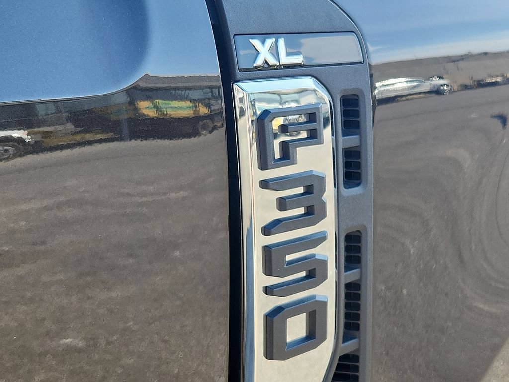 Used 2024 Ford F350 XL w/ 360-Degree Camera Package RWD image 12