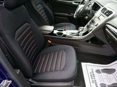 Used 2013 Ford Fusion SE image 23