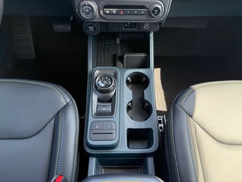 Used 2025 Ford Maverick Lobo AWD/4WD image 15