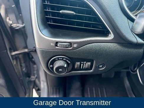 Used 2022 Jeep Cherokee Latitude Lux w/ Sun & Sound Group FWD image 21