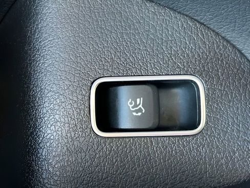 Used 2022 Mercedes-Benz GLE 350 GLE 350 image 21