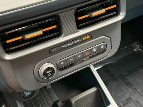 Used 2025 Ford Maverick Tremor AWD/4WD image 26