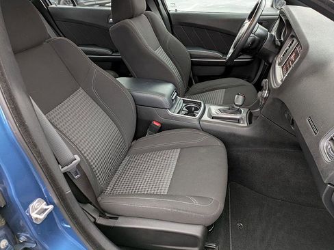 Used 2023 Dodge Charger SXT image 33