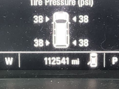 Used 2018 Chevrolet Equinox LT FWD image 8