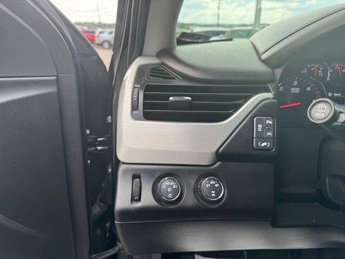 Used 2016 GMC Yukon SLE w/ Convenience Package AWD/4WD image 12