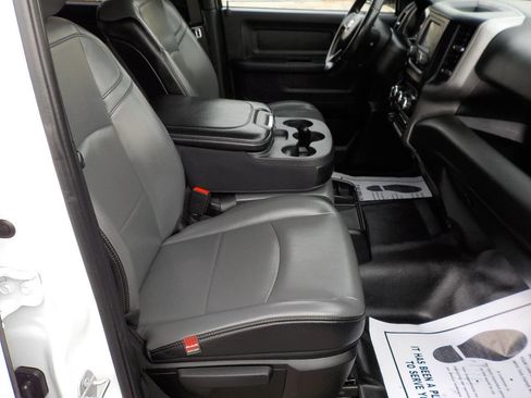 Used 2021 RAM 2500 Tradesman w/ Chrome Appearance Group image 29