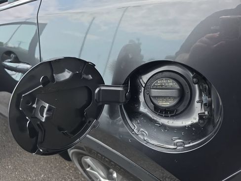 Used 2016 MAZDA CX-9 Touring AWD/4WD image 14
