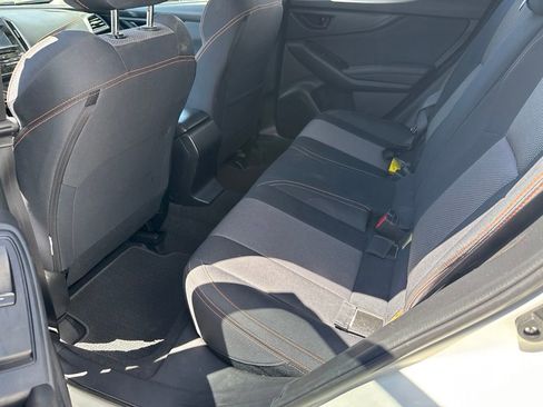 Certified 2022 Subaru Crosstrek 2.0i Premium w/ Moonroof Package AWD/4WD image 8