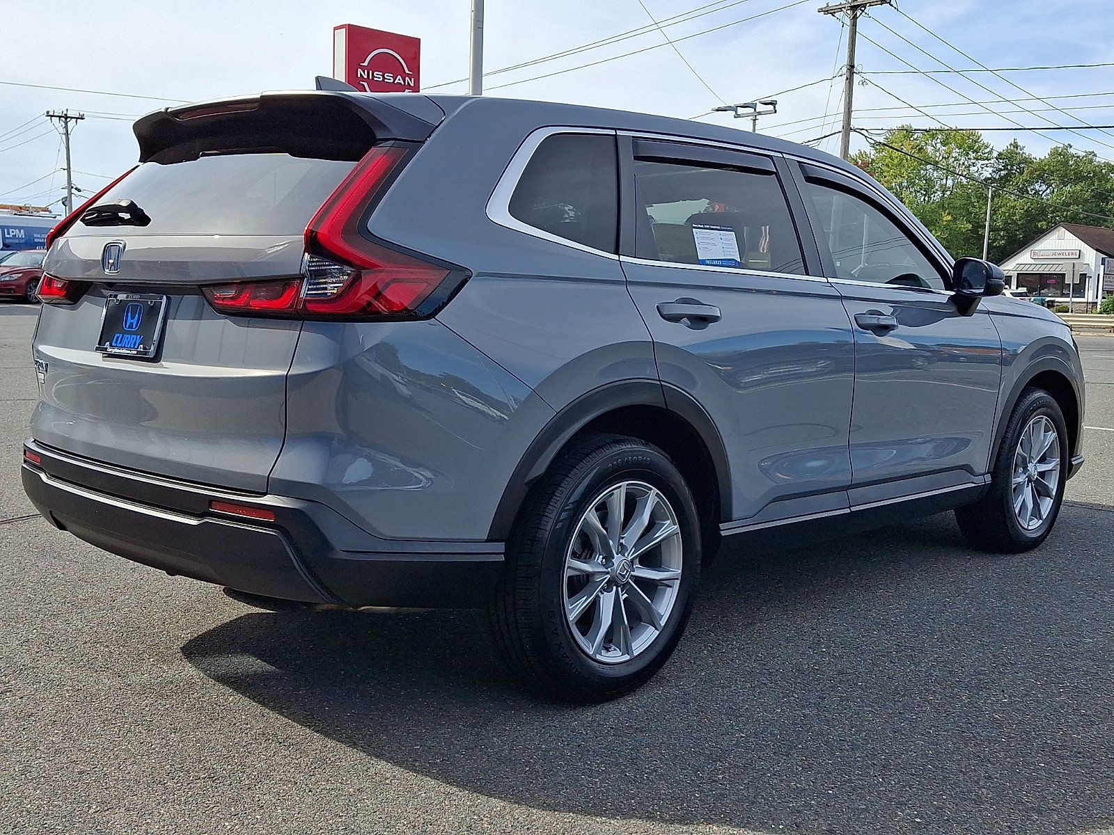 Used 2023 Honda CR-V EX image 4