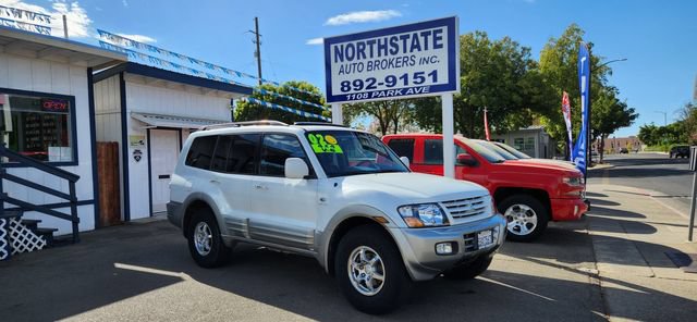 Used 2002 Mitsubishi Montero Limited AWD/4WD image 1