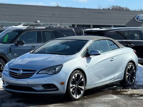Used 2017 Buick Cascada Premium image 29