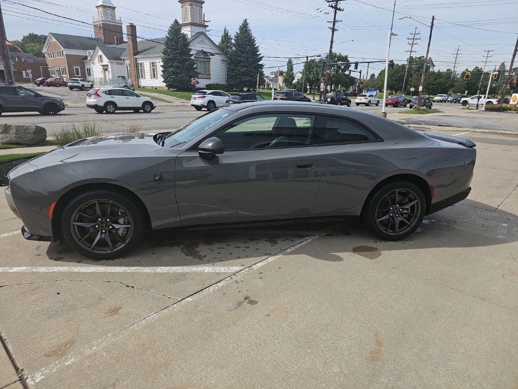 Certified 2026 Dodge Charger Scat Pack w/ Blacktop Package AWD/4WD image 13